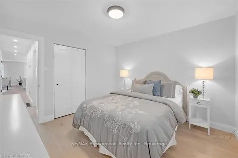 675 Woodview Road Burlington ON L7N 3A4