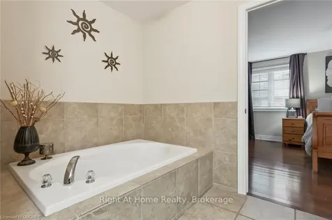 2282 Orchard Road Burlington ON L7L 0B5