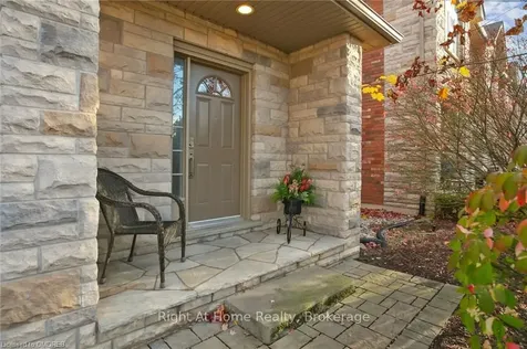 2282 Orchard Road Burlington ON L7L 0B5