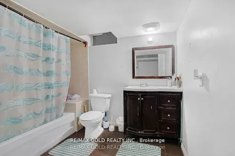 12 Castle Mountain Drive Brampton ON L6R 2Y1