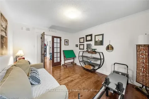 2155 Duncaster Drive Burlington ON L7P 4R4