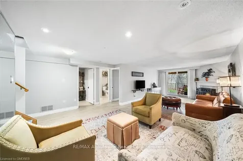 2155 Duncaster Drive Burlington ON L7P 4R4