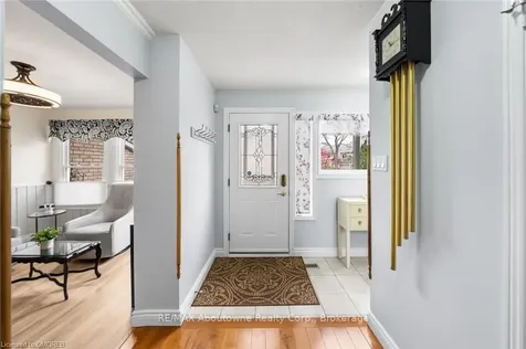 2155 Duncaster Drive Burlington ON L7P 4R4