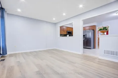 250 Richvale Drive Brampton ON L6Z 4W9