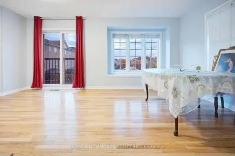 250 Richvale Drive Brampton ON L6Z 4W9