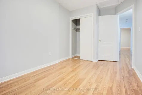 250 Richvale Drive Brampton ON L6Z 4W9