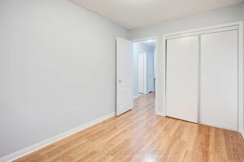 250 Richvale Drive Brampton ON L6Z 4W9