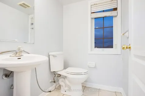 250 Richvale Drive Brampton ON L6Z 4W9