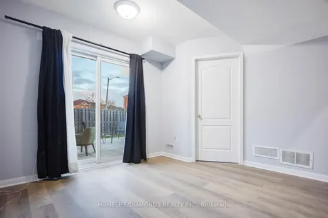 250 Richvale Drive Brampton ON L6Z 4W9