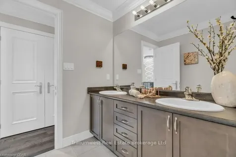 49 Sierra Crescent N/a Halton Hills ON L7G 0K3