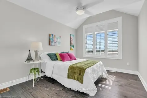 49 Sierra Crescent N/a Halton Hills ON L7G 0K3