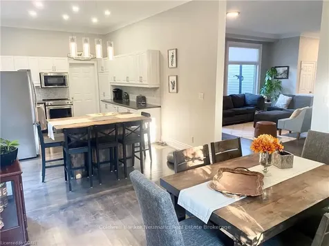 4 Munro Circle Halton Hills ON L7G 6A1