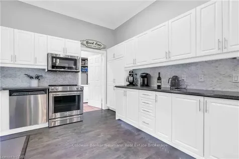 4 Munro Circle Halton Hills ON L7G 6A1