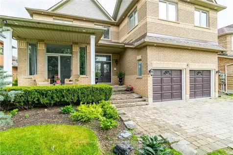 4 Munro Circle Halton Hills ON L7G 6A1