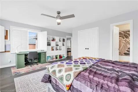4 Munro Circle Halton Hills ON L7G 6A1