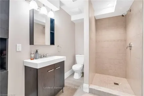 4 Munro Circle Halton Hills ON L7G 6A1