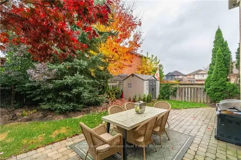 4 Munro Circle Halton Hills ON L7G 6A1