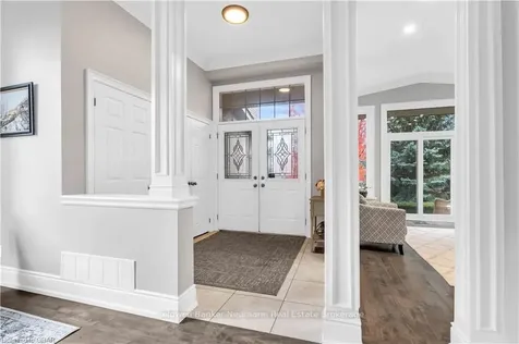 4 Munro Circle Halton Hills ON L7G 6A1