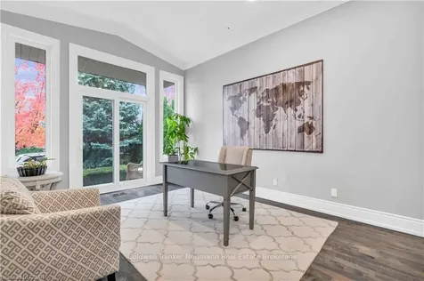 4 Munro Circle Halton Hills ON L7G 6A1