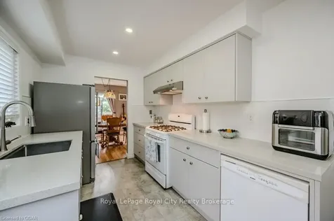 3200 Candela Drive Mississauga ON L5A 2T8