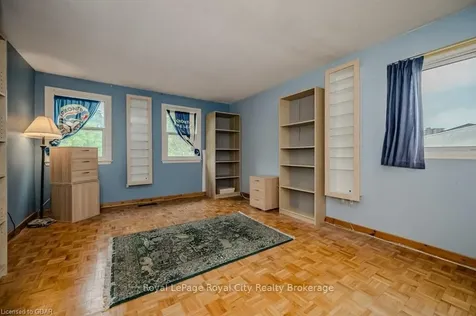 3200 Candela Drive Mississauga ON L5A 2T8