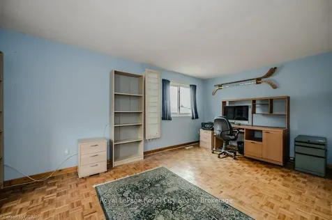 3200 Candela Drive Mississauga ON L5A 2T8