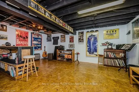 3200 Candela Drive Mississauga ON L5A 2T8