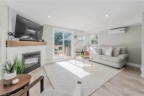 19 Matthew Court Halton Hills ON L7J 2W3