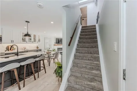 19 Matthew Court Halton Hills ON L7J 2W3