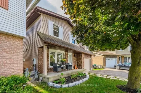 19 Matthew Court Halton Hills ON L7J 2W3