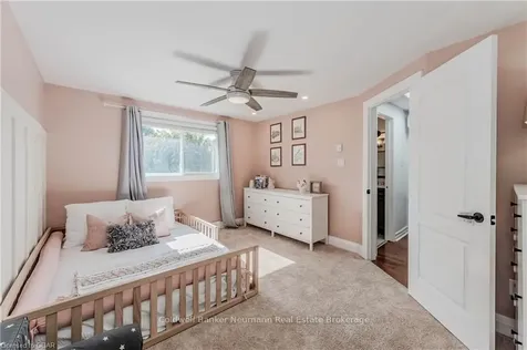 19 Matthew Court Halton Hills ON L7J 2W3