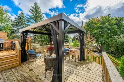 19 Matthew Court Halton Hills ON L7J 2W3