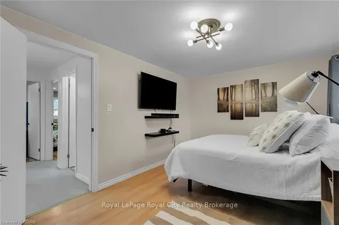 26 Burbank Crescent Orangeville ON L9W 3S9