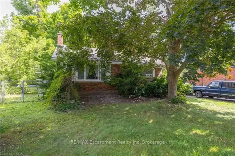 242 Elmore Street Halton Hills ON L7J 1T9