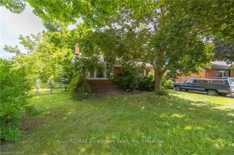 242 Elmore Street Halton Hills ON L7J 1T9