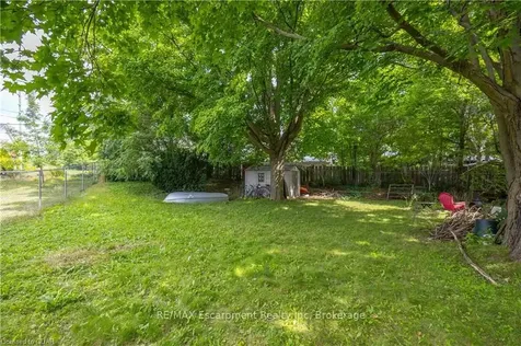 242 Elmore Street Halton Hills ON L7J 1T9