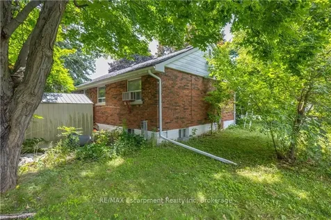 242 Elmore Street Halton Hills ON L7J 1T9