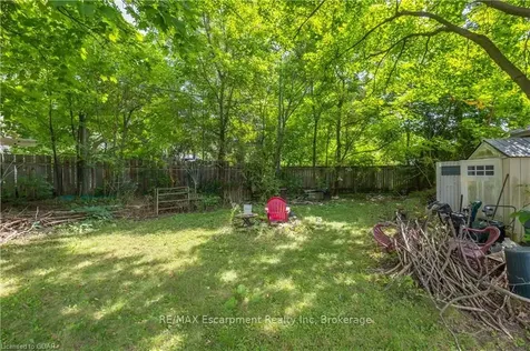 242 Elmore Street Halton Hills ON L7J 1T9