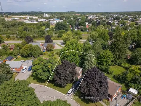 242 Elmore Street Halton Hills ON L7J 1T9