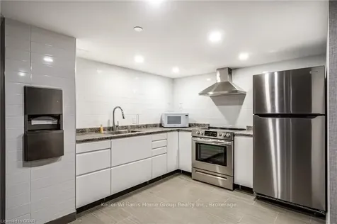 700 Dynes Road Burlington ON L7N 3M2