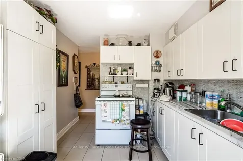 700 Dynes Road Burlington ON L7N 3M2
