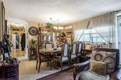 700 Dynes Road Burlington ON L7N 3M2