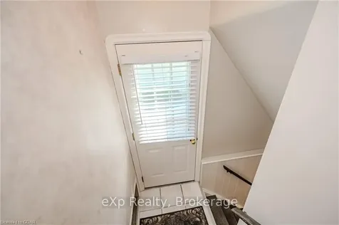 23 Delrex Boulevard Halton Hills ON L7G 3X8