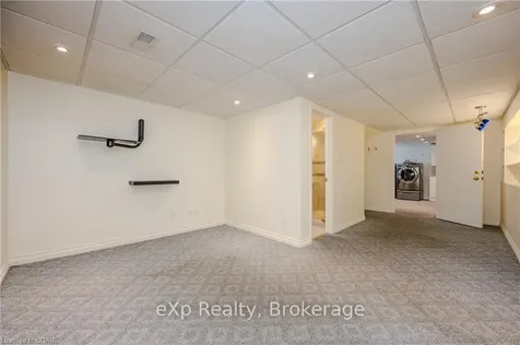 23 Delrex Boulevard Halton Hills ON L7G 3X8