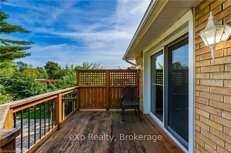 23 Delrex Boulevard Halton Hills ON L7G 3X8