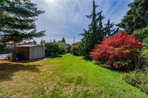23 Delrex Boulevard Halton Hills ON L7G 3X8