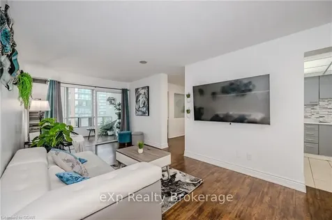 115 Hillcrest Avenue Mississauga ON L5B 3Y9