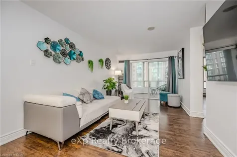 115 Hillcrest Avenue Mississauga ON L5B 3Y9