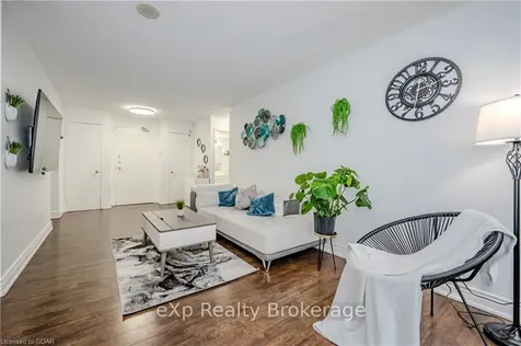 115 Hillcrest Avenue Mississauga ON L5B 3Y9