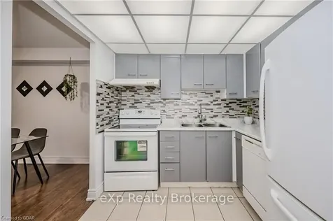 115 Hillcrest Avenue Mississauga ON L5B 3Y9